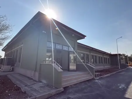 DEPREMDE HASAR GÖREN 2’NCİ HD.A.K.LIĞI BAĞLISI BİRLİKLERDE DEPREM NEDENİYLE HASAR GÖREN TAŞINMAZLARIN YERİNE YENİLERİNİN YAPIMI